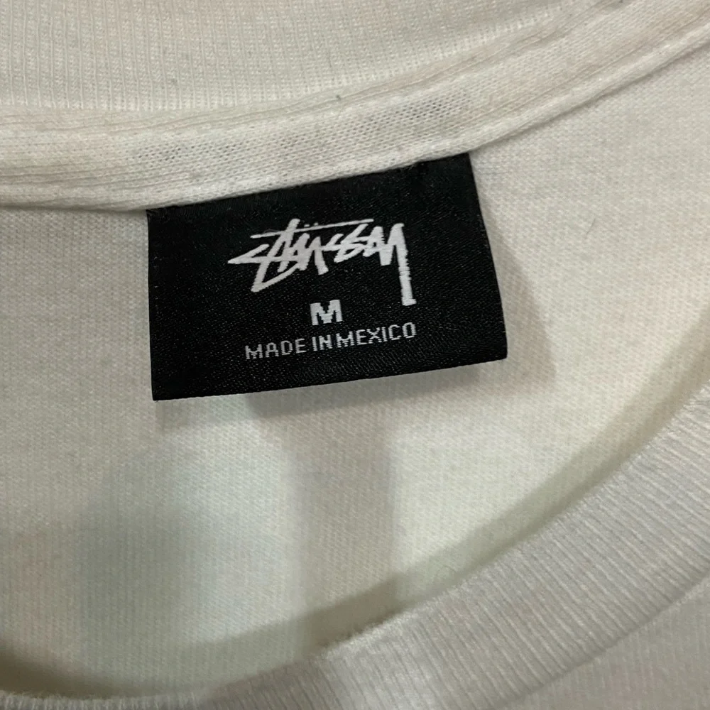Vintage Stussy “Hold The Medz” Graphic Tee - Picture 4 of 8